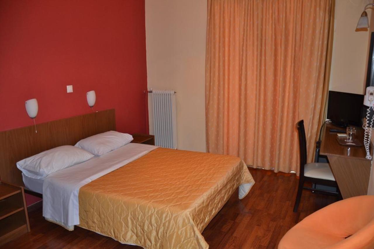 Hotel Exarchion Атина Екстериор снимка