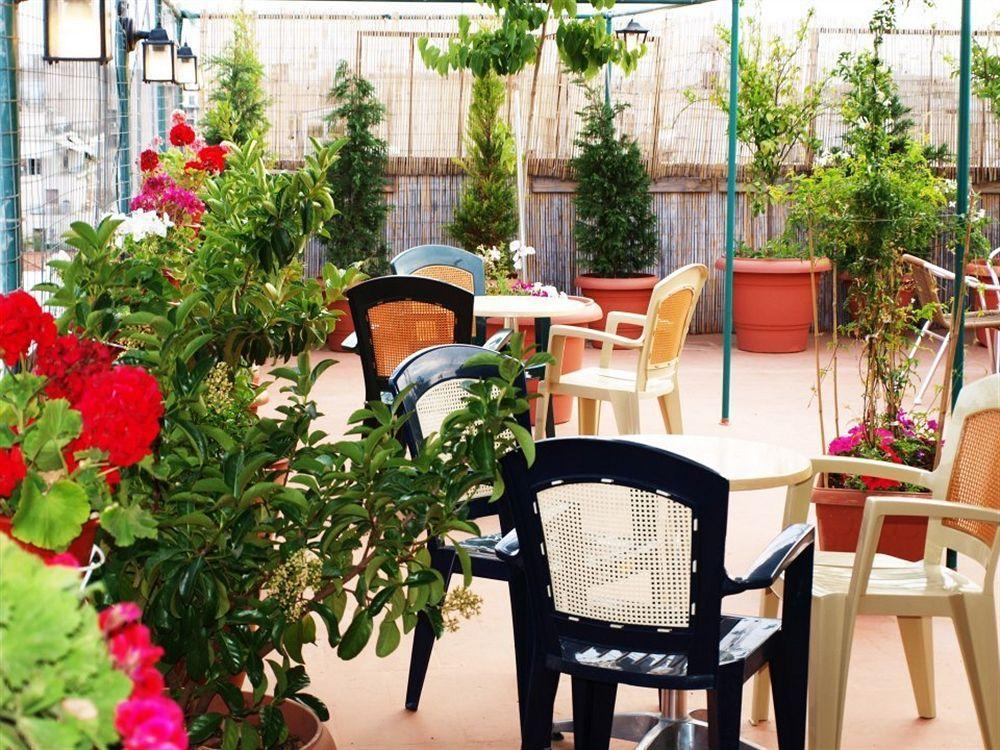 Hotel Exarchion Атина Екстериор снимка