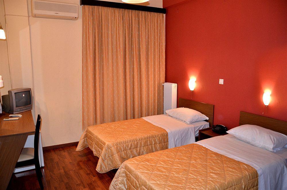 Hotel Exarchion Атина Екстериор снимка